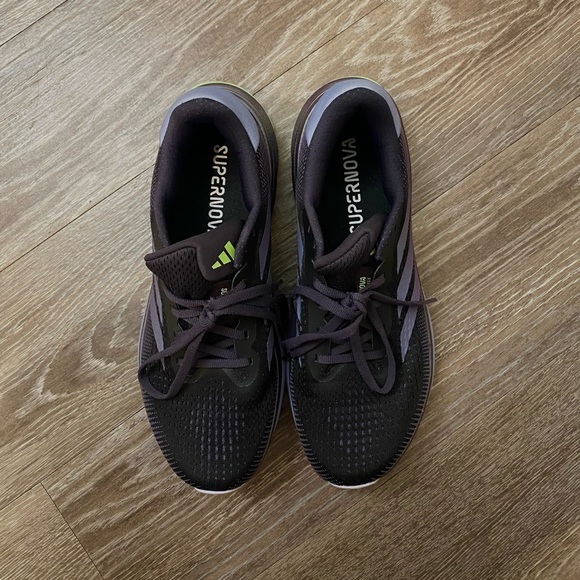 UNRELEASED ADIDAS SUPERNOVA RISE RUNNING SHOES - Picture 10 of 10